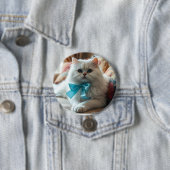 Niedliche weiße Katze mit blauem Bow Button (Beispiel)