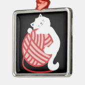 Niedliche weiße Katze mit Garnkugel Ornament Aus Metall (Links)