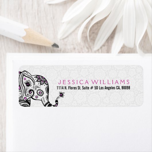 Niedliche, weiße und schwarze Blütenlephant Pink-A (Insitu)