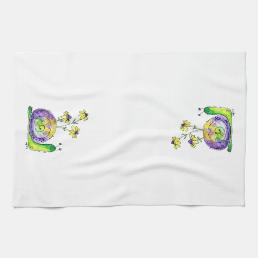Niedliche Whimsical Happy Snail mit gelben Blumen Geschirrtuch (Horizontal)