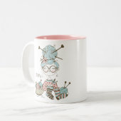 Niedliche Whimsical Knitter Spaß Oma Zweifarbige Tasse (Vorderseite Links)