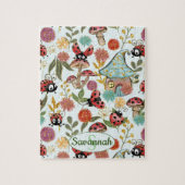 Niedliche Whimsical Ladybugs Mushrooms Blume Monog Puzzle (Vertikal)