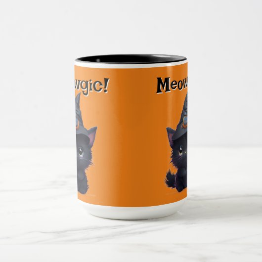 Niedliche whimsical magische Halloween-Schwarzkatz Tasse (Zentrum)