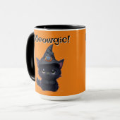 Niedliche whimsical magische Halloween-Schwarzkatz Tasse (Vorderseite Links)