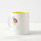 Niedliche Whimsical Red Ladybug auf einer weißen B Zweifarbige Tasse (Vorderseite Links)