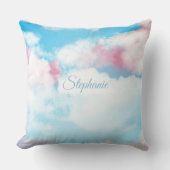 Niedliche Whimsical Sky Pink und Blue Clouds Kissen (Vorderseite)