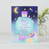 Niedliche whimsical Sonnenscheinsterne und Mond Ba Einladung (Stehend Vorderseite)