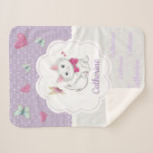 Niedliche White Kitten mit Butterfly auf Pastellfa Sherpadecke (Vorderseite (Horizontal))