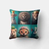 Niedliche Wildtiere mit Kronenblau Kissen (Rückseite)