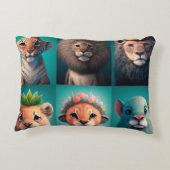 Niedliche Wildtiere mit kronenblauem runden Säulen Dekokissen (Rückseite)