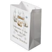 Niedliche Winter Arctic Cow Babydusche Mittlere Geschenktüte (Rückseite Schrägansicht)