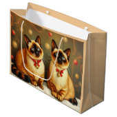 Niedliche Winterkatzen Große Geschenktüte (Vorderseite Schrägansicht)