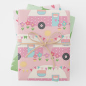 Niedliche Wohnwagen Bäume und gemustertes Herz Geschenkpapier Set (Beispiel)