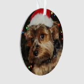 Niedliche Yorkie mit Weihnachtsmannmütze Ornament (Vorderseite)