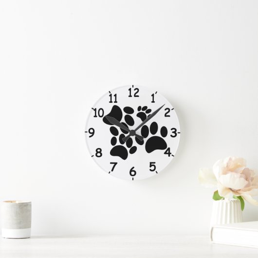 Niedliche Zeichenketten für Welpenpfähle Runde Wanduhr (Zuhause)