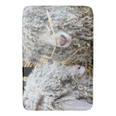 NIEDLICHE ZIEGEN BADEMATTE (Vorderseite Vertikal)