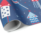Niedlicher 4. Juli Feuerwerk rot blau Geschenkpapier (Rolleneckpunkt)