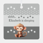 Niedlicher Affe, der Name wird hinzugefügt, schläf Ornament Aus Metall (Vorderseite)