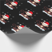 Niedlicher Affe im Schnee, fröhliche Weihnachten Geschenkpapier (Ecke)