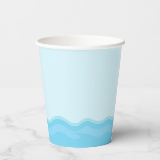 Niedlicher Afrikanischer Piratenjunge in Red Pappbecher (Rückseite)