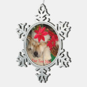 niedlicher Akita Hund schlafend Weihnachtsmützen Schneeflocken Zinn-Ornament (Rechts)