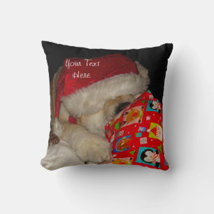 Niedlicher Akita-Hunderote Weihnachtsmannmütze mi Kissen