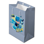 Niedlicher als Niedlich Batman Mittlere Geschenktüte (Vorderseite Schrägansicht)