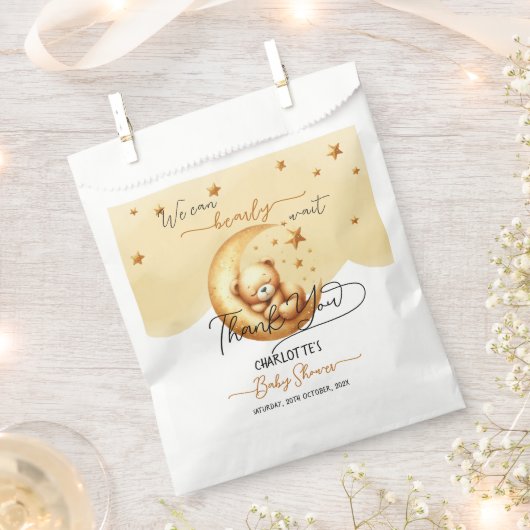 Niedlicher Aquarellschläfer auf Mond Babydusche Geschenktütchen (Ausgeschnitten)