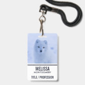 Niedlicher arktischer Fox im Hintergrund des schne Ausweis (Vorderseite mit Lanyard)