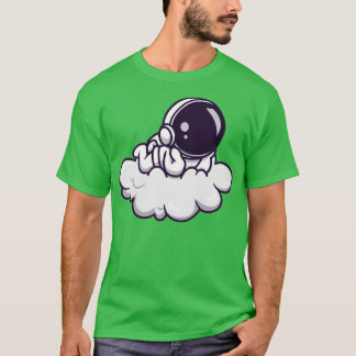 Niedlicher Astronautenlay auf Wolke T-Shirt