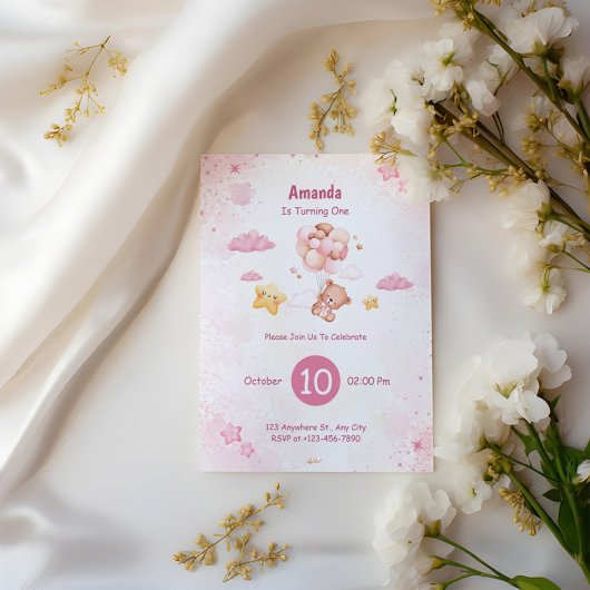 Niedlicher Baby Bär mit Balloons 1. Geburtstag Einladung