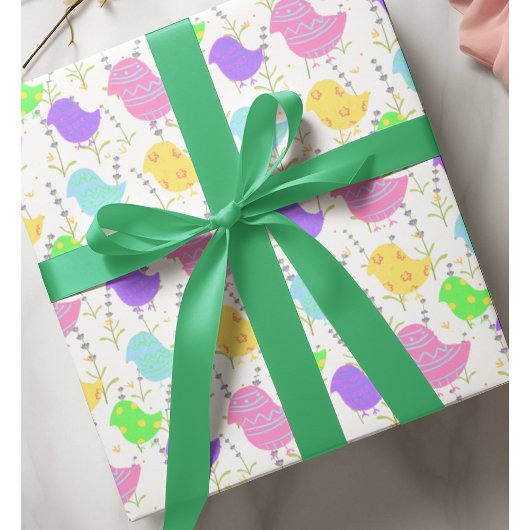 Niedlicher Baby Chick Lavender Field Pastel farben Geschenkpapier