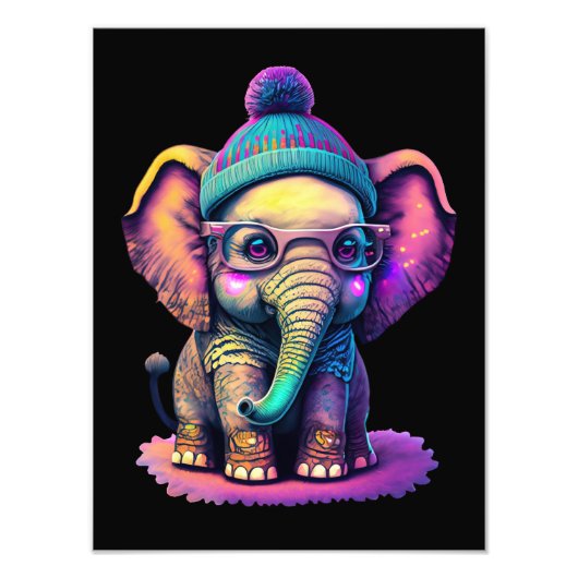 Niedlicher Baby Elephant mit Brille und Beanie Fotodruck (Vorne)