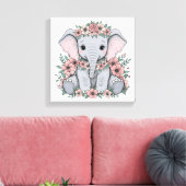 Niedlicher Baby Elephant mit rosa Blume Leinwanddruck (Insitu (Wohnzimmer))