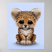 Niedlicher Baby Leopard Cube auf Light Blue Poster (Vorne)