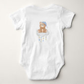 Niedlicher Babyname-Bär auf der Cloud Baby Strampler (Rückseite)