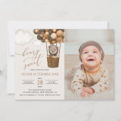 Niedlicher Bär, Braunbäume, erster Geburtstag Einladung (Vorderseite)