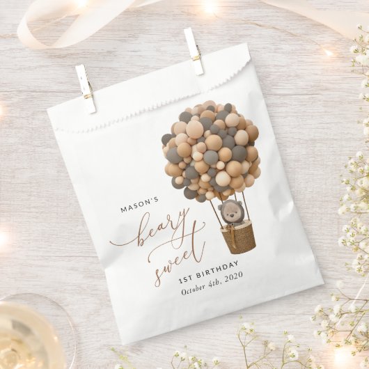 Niedlicher Bär, Braunbäume, erster Geburtstag Geschenktütchen (Ausgeschnitten)
