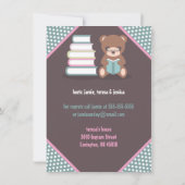 Niedlicher Bär bringt ein Buch mit Kinderdusche Einladung (Rückseite)