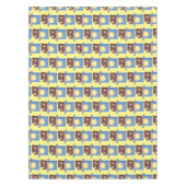 Niedlicher Bar-Cartoon-Charakter mit Schokoladenko Tischdecke (Vorderseite)