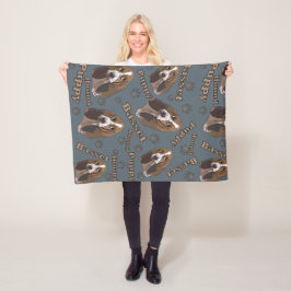 Niedlicher Basset Hoppy-Welpe Fleecedecke