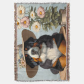 Niedlicher Berner Hund mit Hut und Blume Decke (Vorderseite Vertikal)