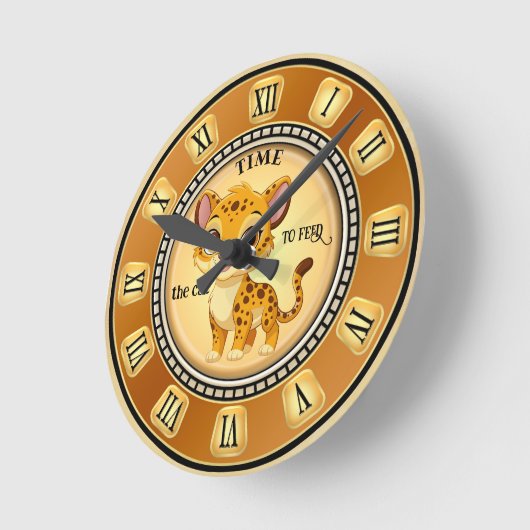 Niedlicher Big Cat Fun Runde Wanduhr (Winkel)