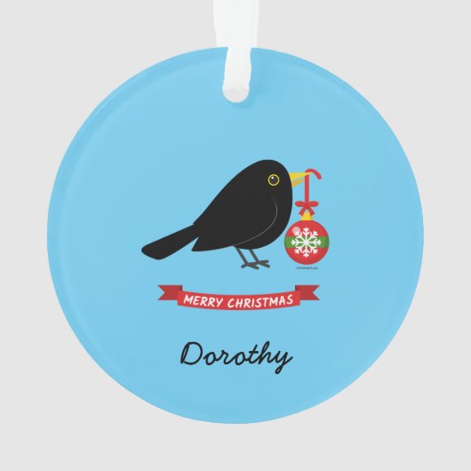 Niedlicher Blackbird mit einem Weihnachtsball-Indi Ornament (Rückseite)