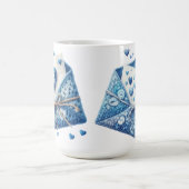 NIEDLICHER BLAU- UND WEISSER KROCHET BIETET ENVELO KAFFEETASSE (Mittel)