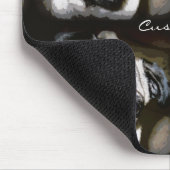 niedlicher blauer mit Augen Mops gegenüber Thunder Mousepad (Ecke)