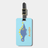 Niedlicher Blauer Stegosaurus Dinosaurier Kinder P Gepäckanhänger (Vorderseite vertikal)