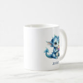 Niedlicher Blue Baby Dragon isst einen Cupcake Kaffeetasse (VorderseiteRechts)