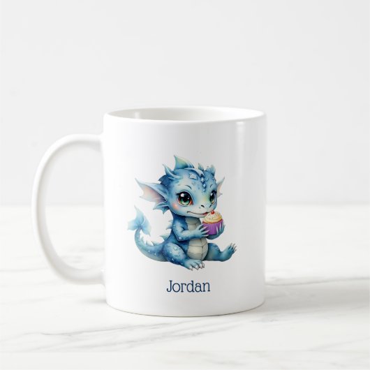 Niedlicher Blue Baby Dragon isst einen Cupcake Kaffeetasse (Links)