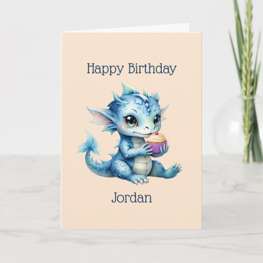 Niedlicher Blue Baby Dragon isst einen Cupcake Karte (Vorderseite)